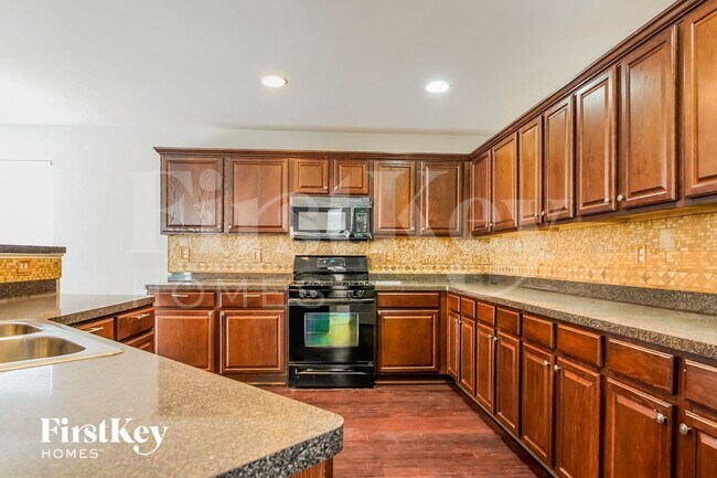 Building Photo - 2861 Brookford Ln SW