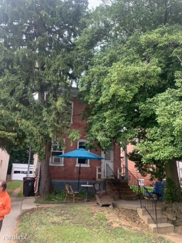 Primary Photo - 1415 Riverview Ave