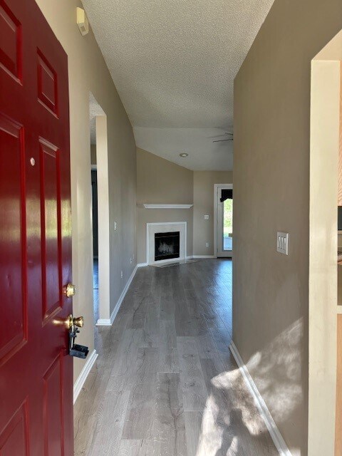 Foto del edificio - 12621 Blue Lagoon Trail