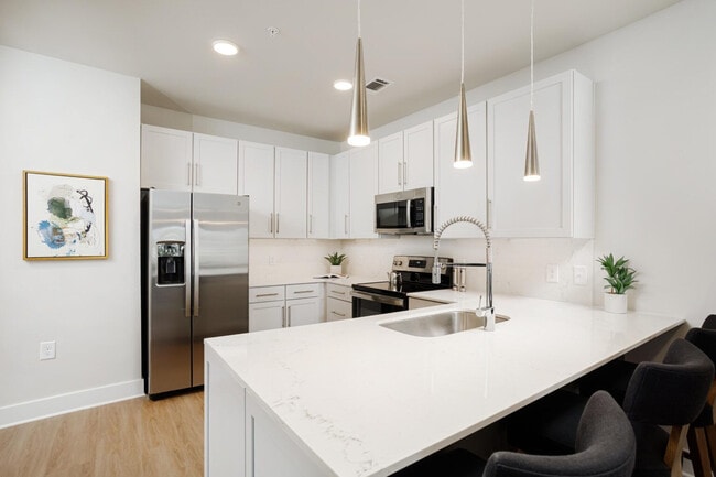 Building Photo - Reunion Township Apartments at 109