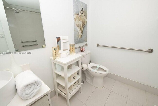 Foto del edificio - 2602 E Hallandale Beach Blvd
