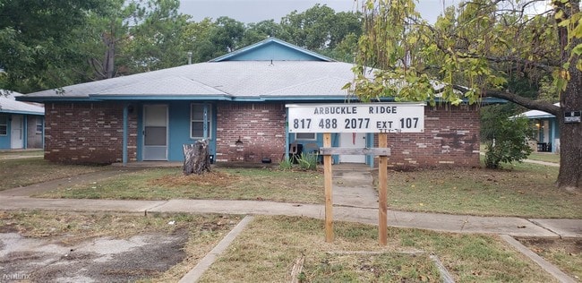 Building Photo - 199 Idlewood Cir