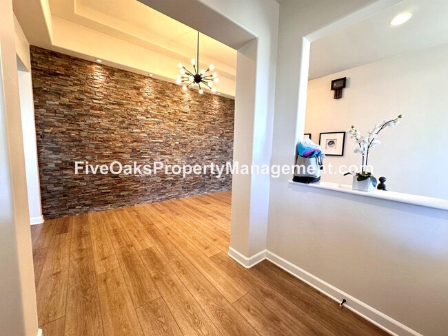 Building Photo - 2651 Via Fiori
