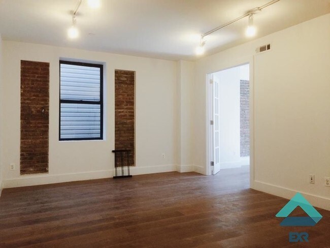 Building Photo - 843 DeKalb Ave