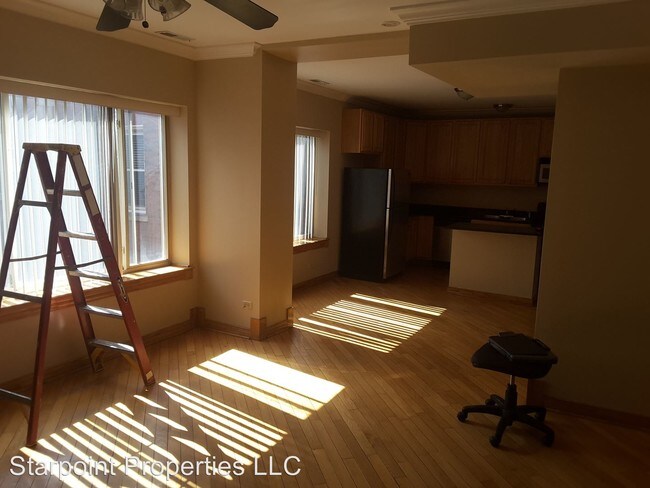 Foto del edificio - 1608 E 82nd St