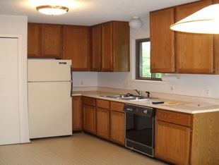 Foto del edificio - 2 br, 1 bath Duplex - 795-797 N. Maple 795