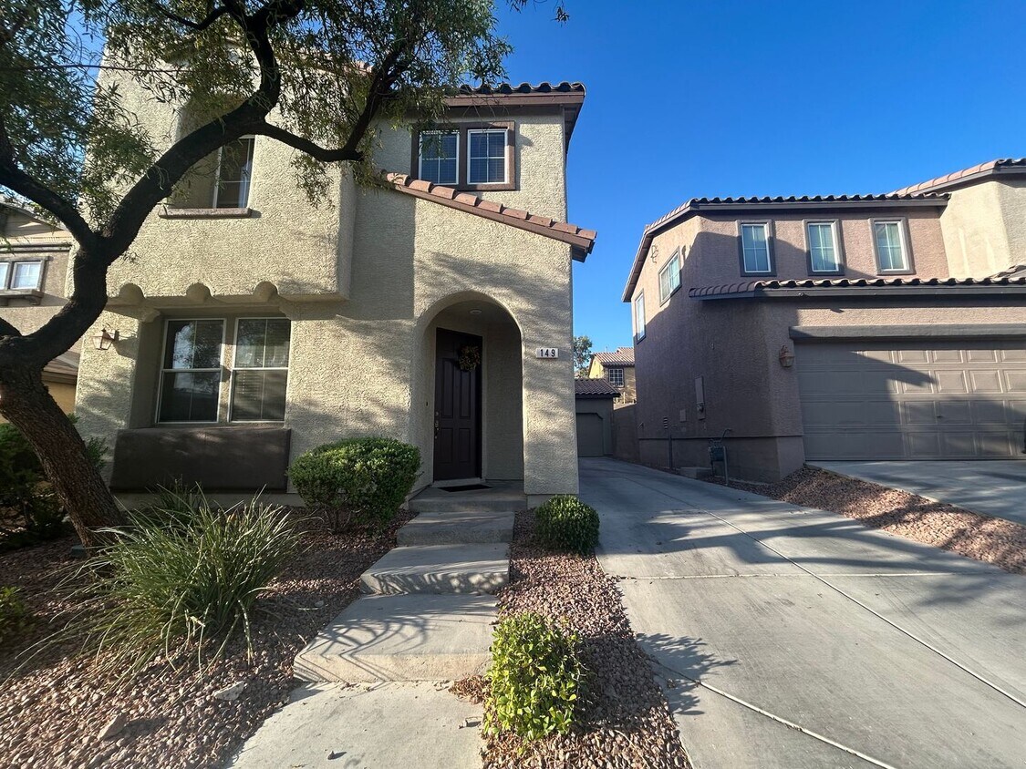 Primary Photo - Great Henderson property