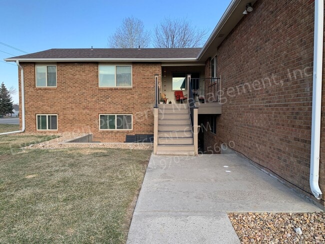 Building Photo - 102 Glenda Dr