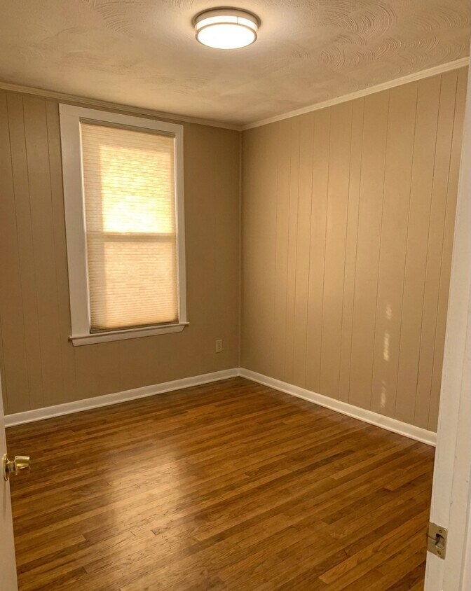 Foto del edificio - 14 Hyde Park Ave