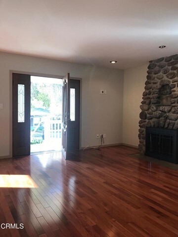 Building Photo - 3800 La Crescenta Ave