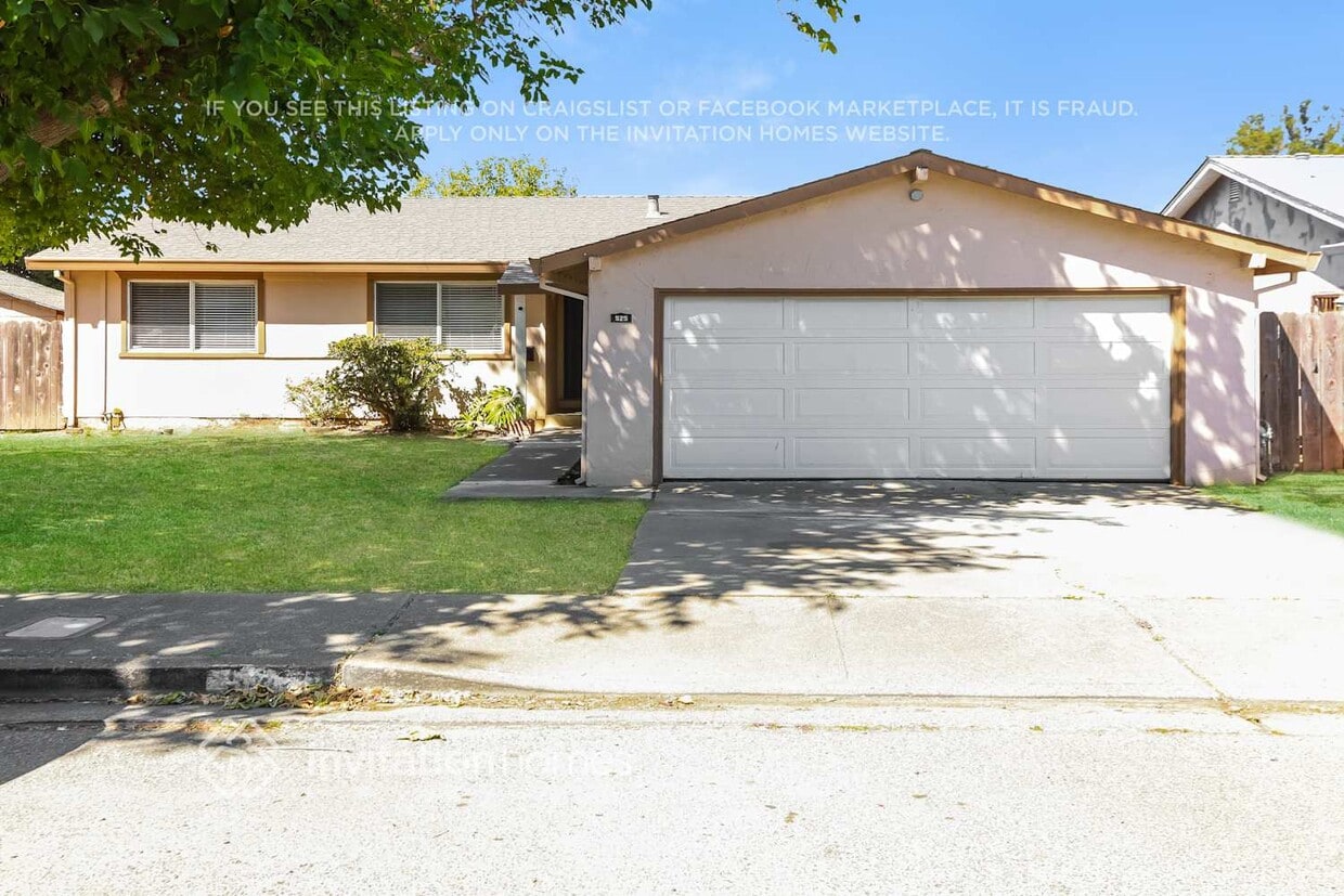Foto principal - 525 Falcon Dr
