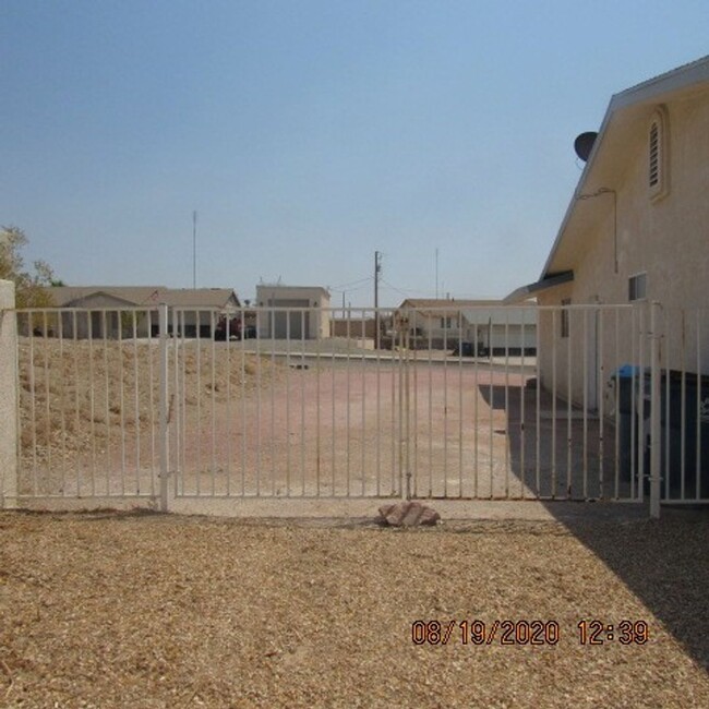 Foto del edificio - 3 Bedroom Pool Home with RV Parking