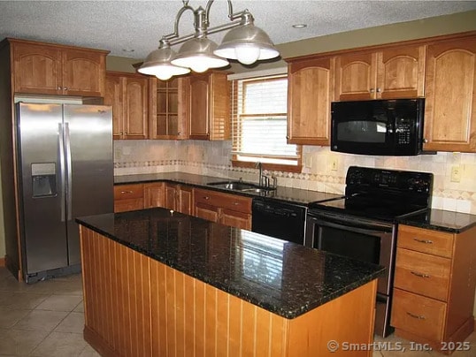 Building Photo - 28 Lloyd Rd