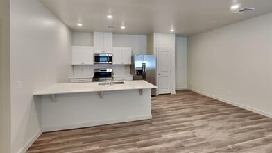 Building Photo - 3810 Frank's Way