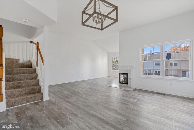 Building Photo - 7813 Flager Cir