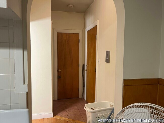 Foto del edificio - 90 Winthrop Shore Dr