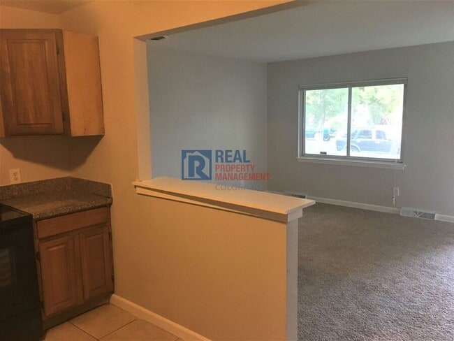 Photo - 1060 Emporia St House