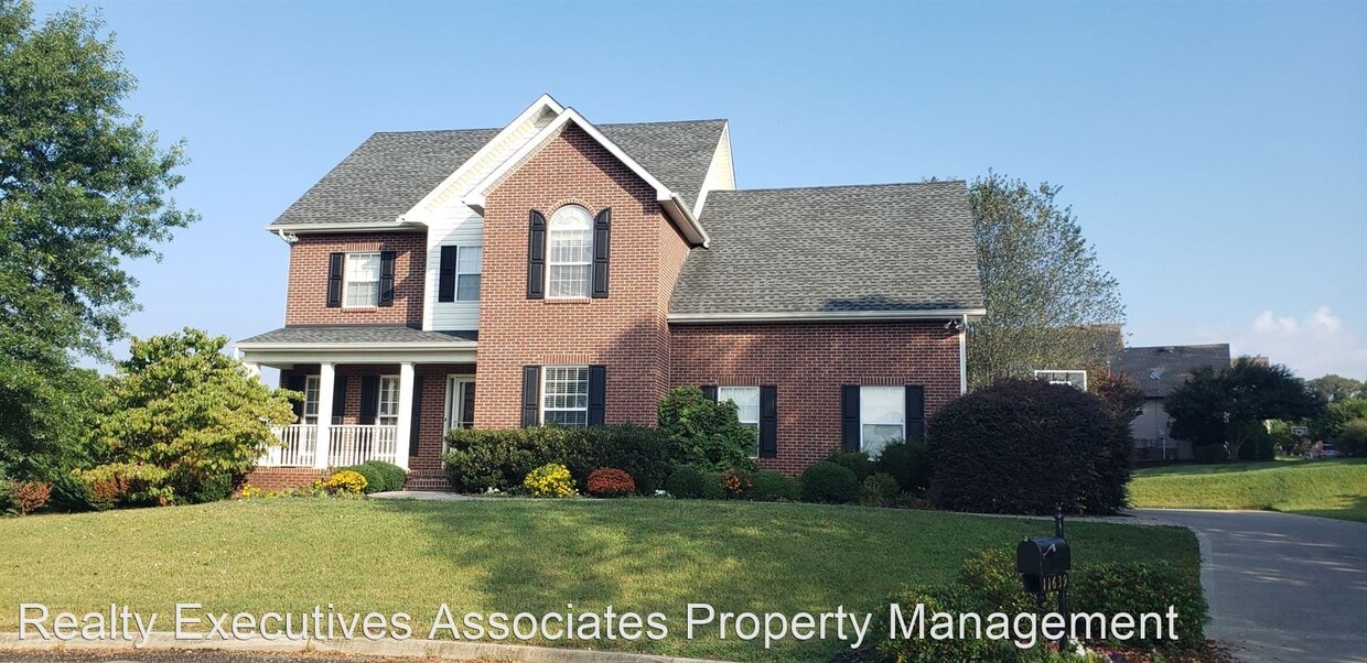 Primary Photo - 4 br, 2.5 bath House - 11639 Cassidy Lane
