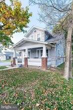 Building Photo - 2972 Winchester Ave