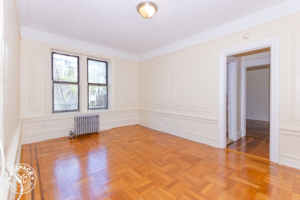 Primary Photo - 1497 Carroll St