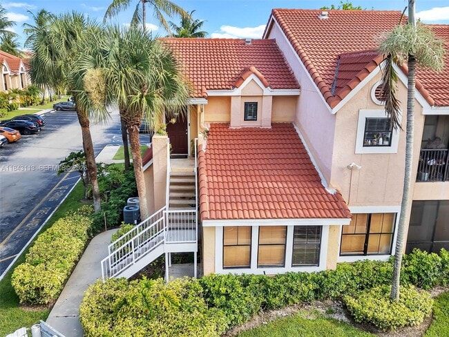 Building Photo - 15560 SW 104th Terrace