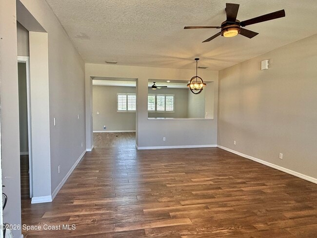 Foto del edificio - 1453 Santa Anna St SE