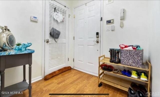 Building Photo - 203 Raintree Ct