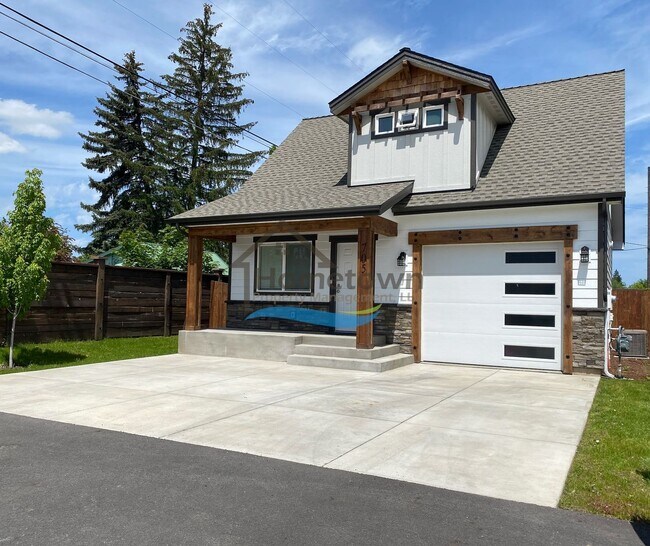 Building Photo - Beautiful Brand New Custom Craftsman Home ...