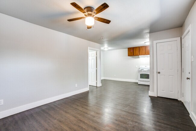 Foto del edificio - 6518 Weston St