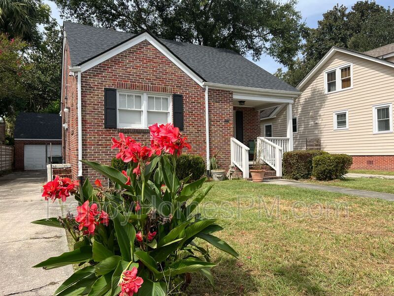 Foto principal - 1001 Ashley Ave