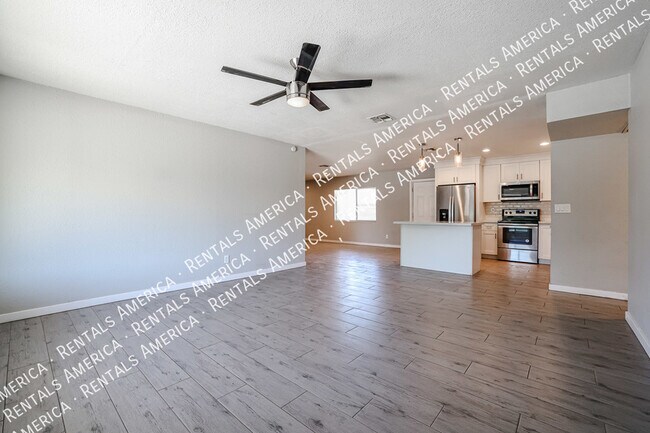 Building Photo - 12840 N 30th St