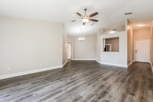 Foto del edificio - 12128 Buffington Ln