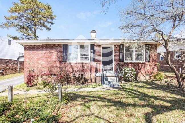 Building Photo - 1210 Carter St