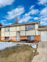 Building Photo - 2430 W Stuart St