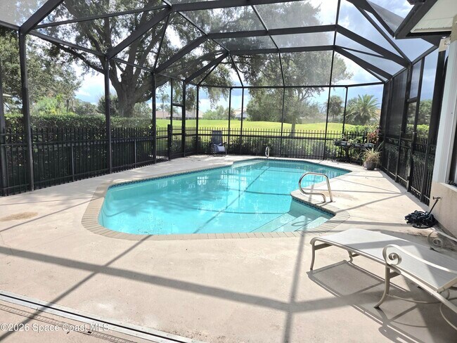 Foto del edificio - 988 Wildwood Dr
