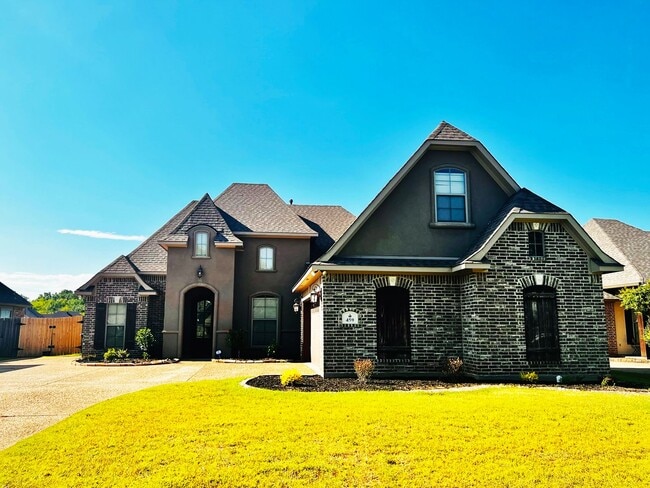 Building Photo - 459 Long Acre Dr