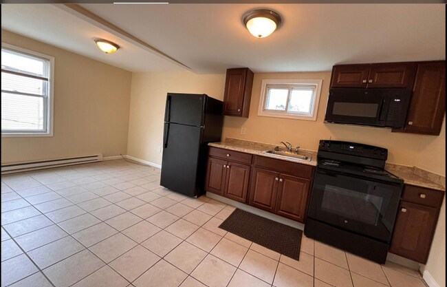 Building Photo - 3815 Belle Ave