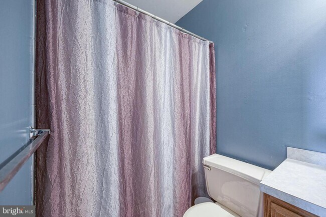 Foto del edificio - 57 Knoll Dr