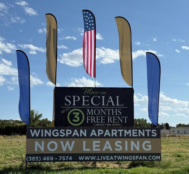 Building Photo - Wingspan