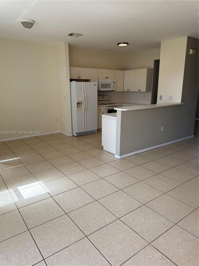 Building Photo - 944 SW 154th Path