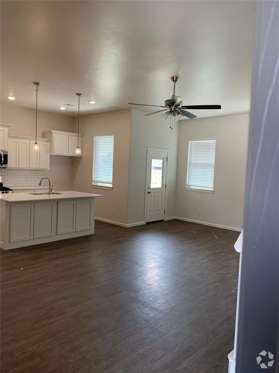 Building Photo - 4530 Enclave Dr