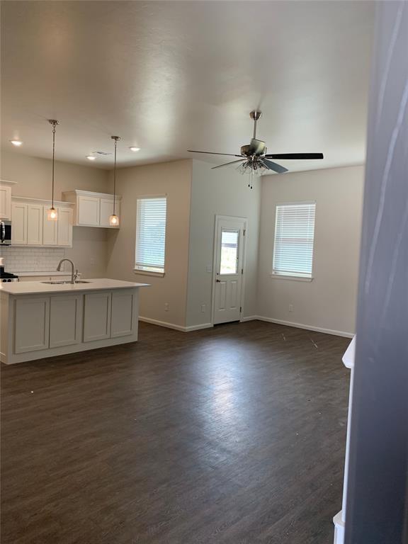 Primary Photo - 4530 Enclave Dr