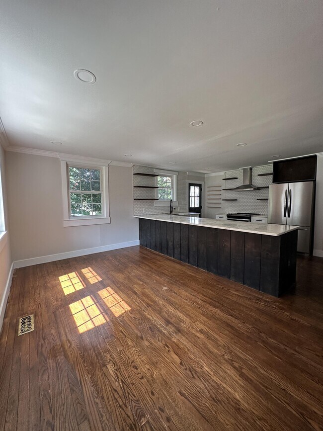 Foto del edificio - 4114 Rockdale Ave