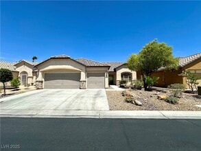 Building Photo - 8686 Bolton Ct
