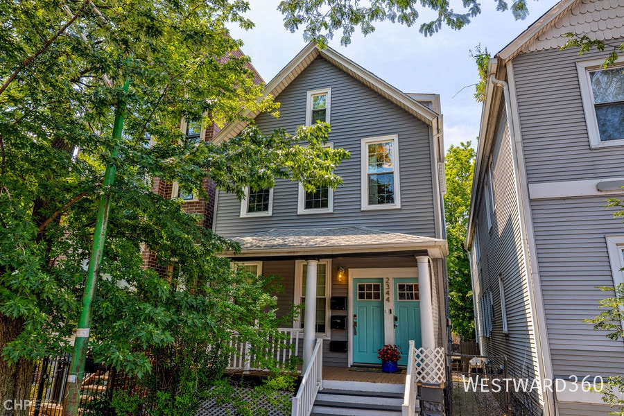 Foto principal - 2344 N Oakley Ave