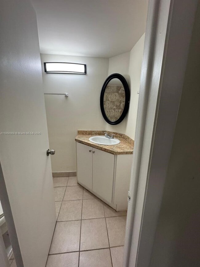 Foto del edificio - 1 bedroom in North Miami FL 33179