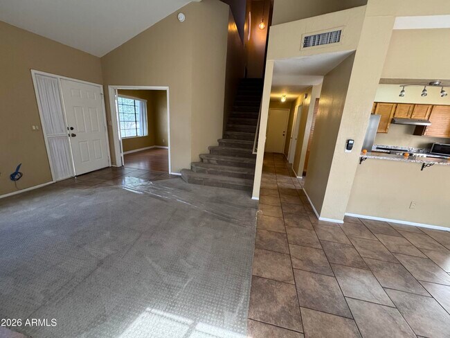 Foto del edificio - 24 W Melody Ave