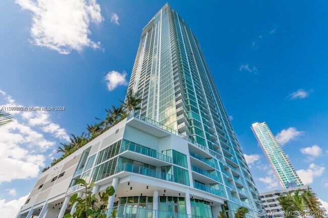 Foto del edificio - 2900 NE 7th Ave