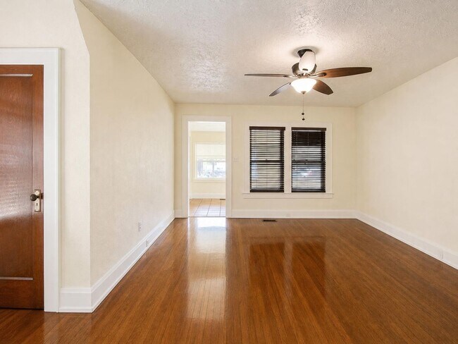 Foto del edificio - 748-758 Winfree Ave
