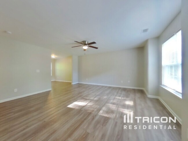 Foto del edificio - 2644 Allen Rd S